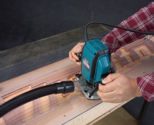 Makita RP0900J Allsidig overfres i Makpac