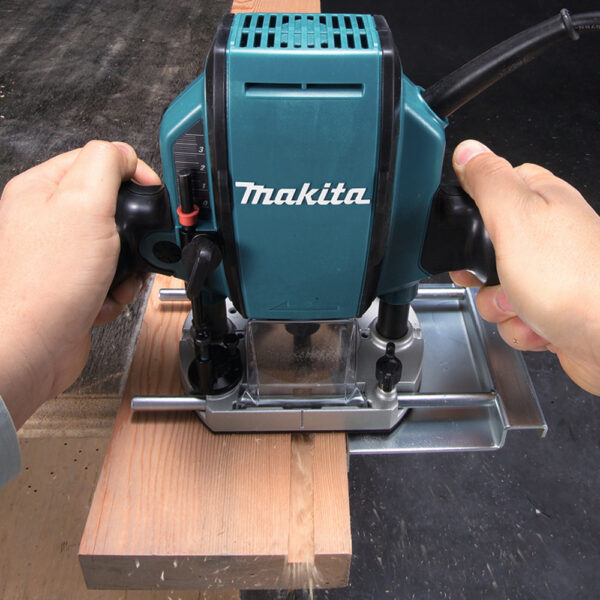 Makita RP0900J Allsidig overfres i Makpac